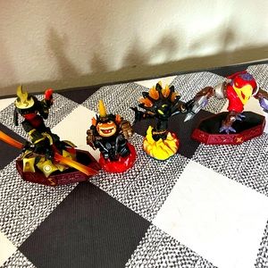 Skylanders figures